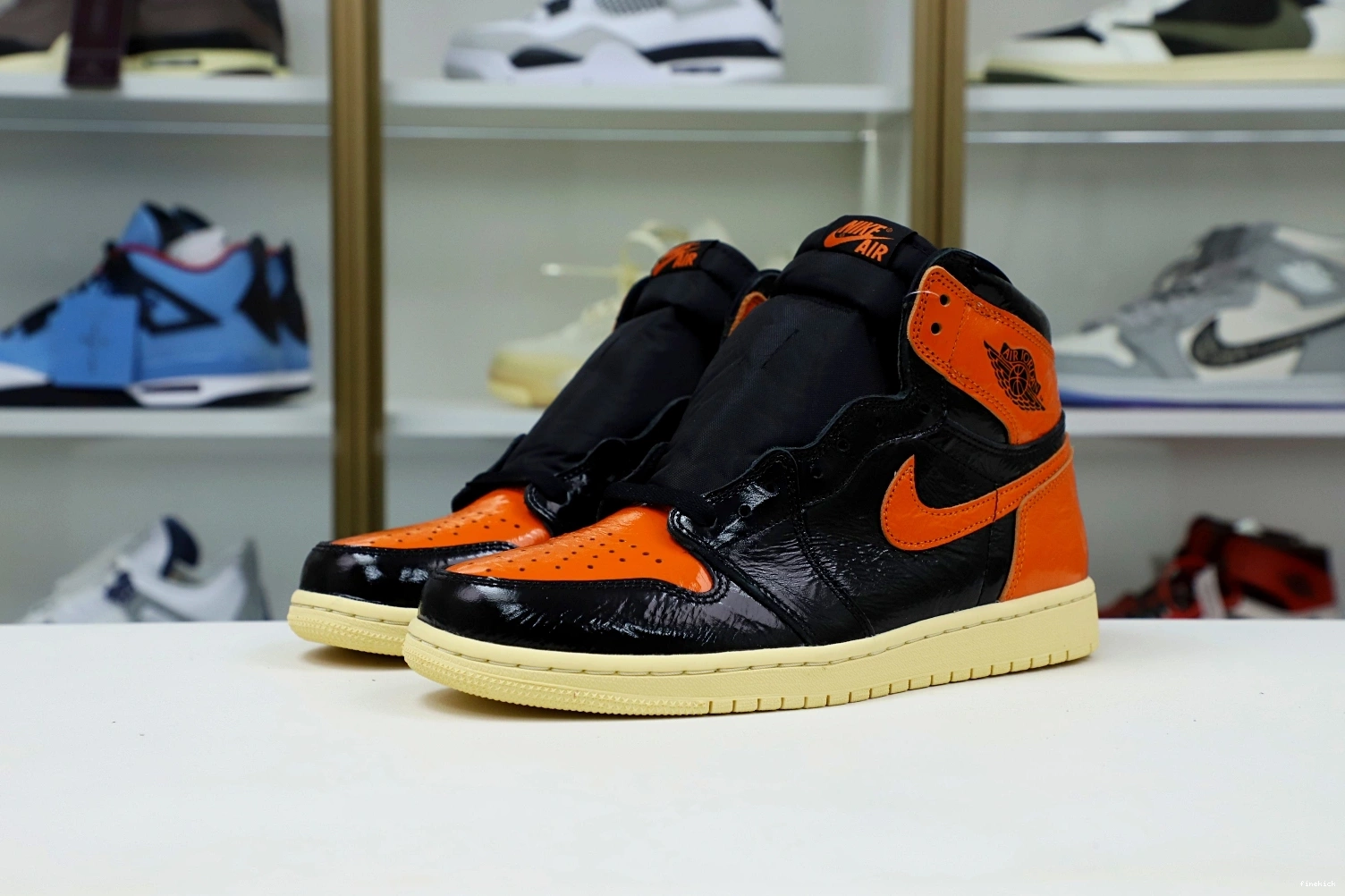 3.0' BACKBOARD AIR JORDAN 'SHATTERED OG HIGH RETRO 1 0825